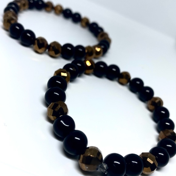 Black and bronze bracelet📍 - Picture 1 of 2